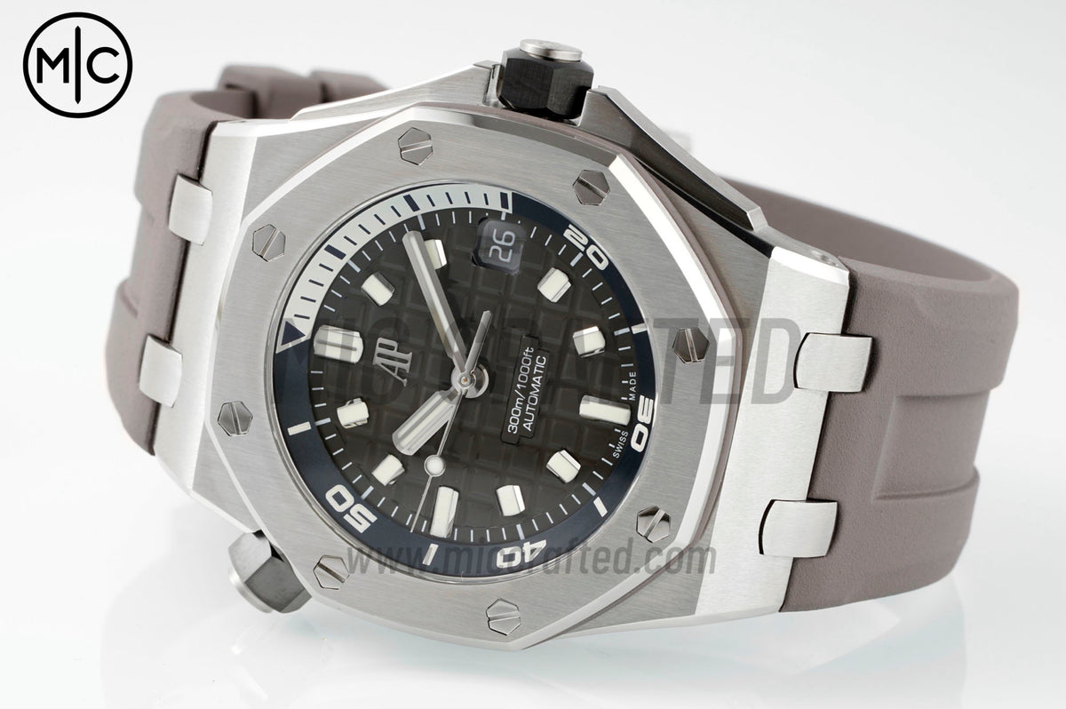 Royal Oak Offshore Diver 15720 42mm SS Gray Dial on Gray Rubber Strap – Premium Edition