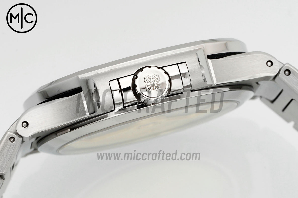 Nautilus 7118 35.2mm Ladies Blue Dial Diamonds Bezel on SS Bracelet – Premium Edition