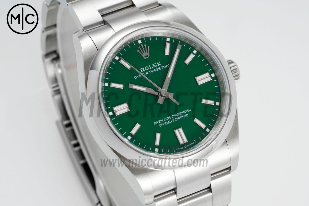Oyster Perpetual 41mm 124300 904L Steel Green Dial – Premium Edition