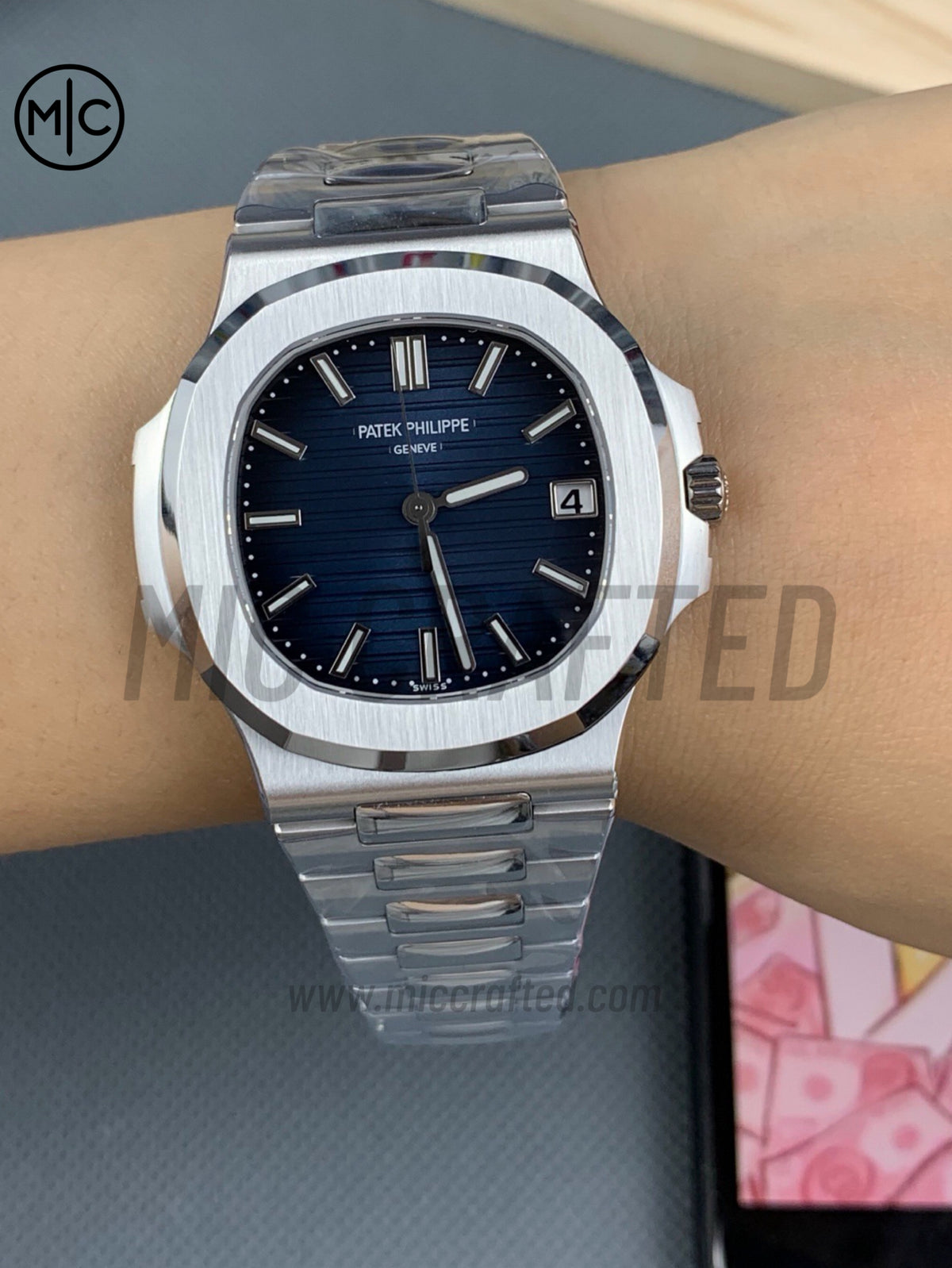 Nautilus 5811/1G – Premium Edition