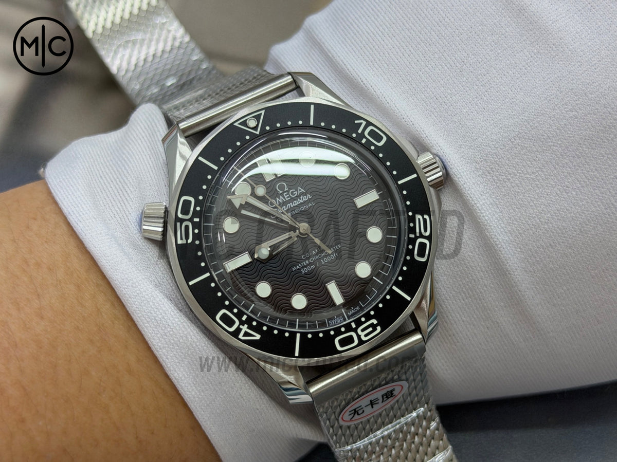 Seamaster 300M Diver SS Black Wave Dial on SS Mesh Bracelet – Premium Edition