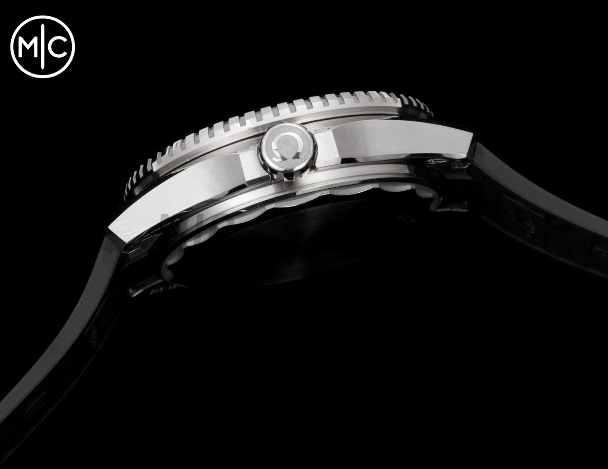 Planet Ocean 600M 42mm Black Bezel on Black Rubber Strap – Premium Edition