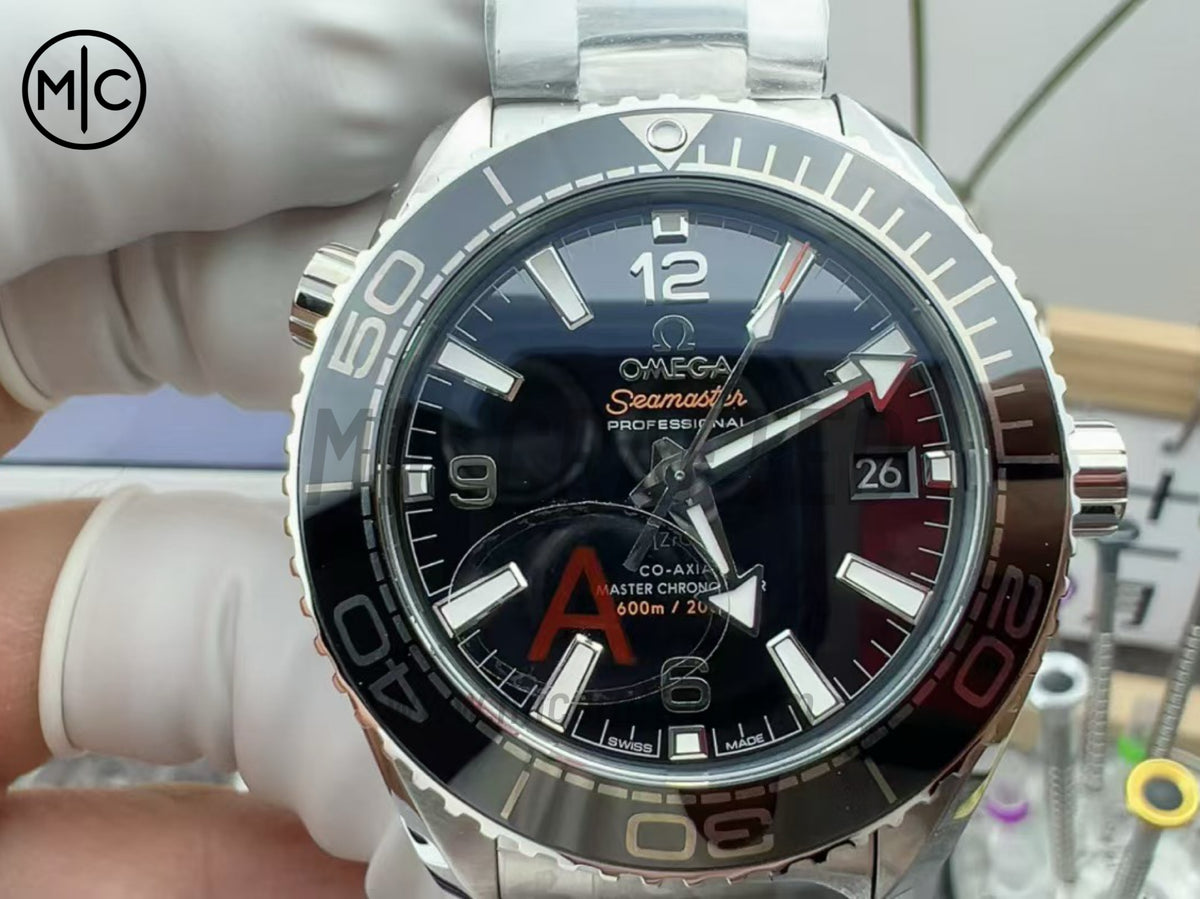Planet Ocean 600M 39.5mm SS Black Dial Black Bezel on SS Bracelet – Premium Edition