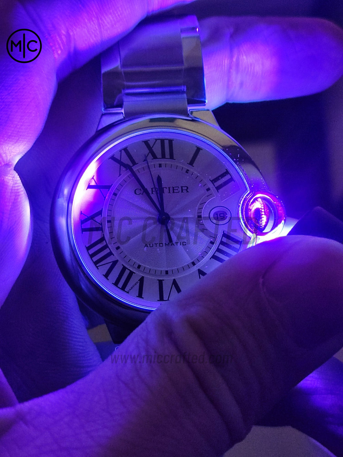 Ballon Bleu 42mm 不鏽鋼白色紋理錶面,搭配不鏽鋼錶鏈 - 尊貴版