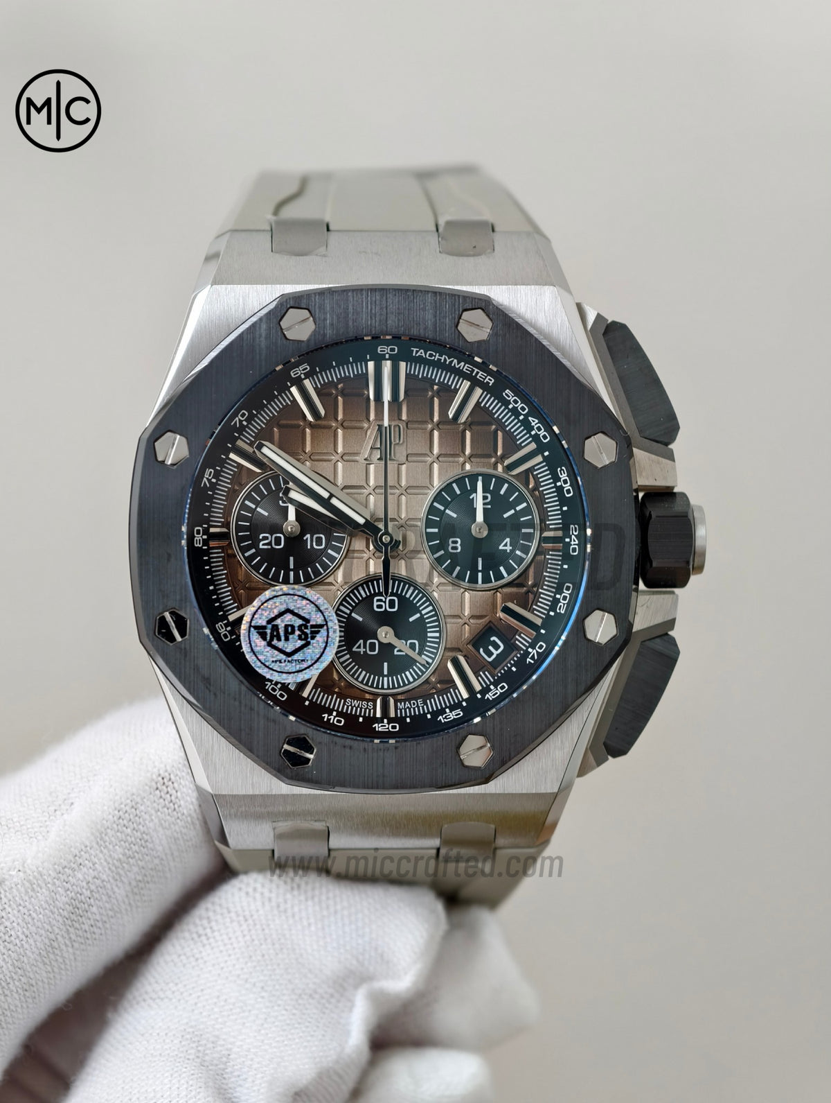 Royal Oak Offshore 43mm 26420so SS Smoked Dial on Gray Rubber Strap – Premium Edition