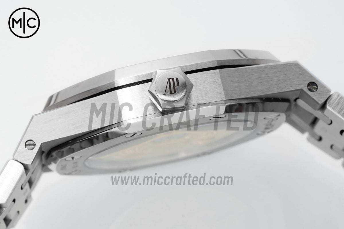 Royal Oak 37mm 15451 SS Diamonds Bezel Black Dial on SS Bracelet– Premium Edition