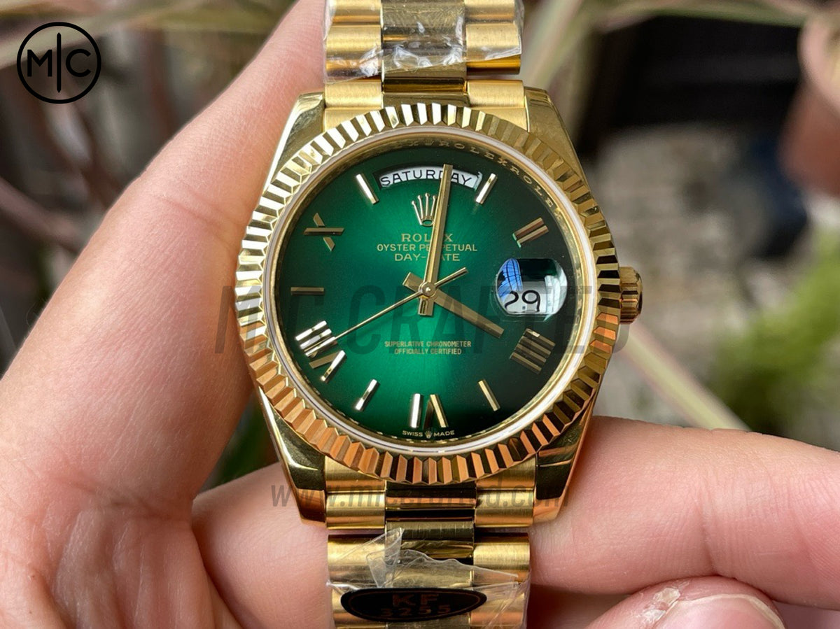DayDate 40mm 228238 Green Ombre Roman Dial on President Bracelet – Premium Edition