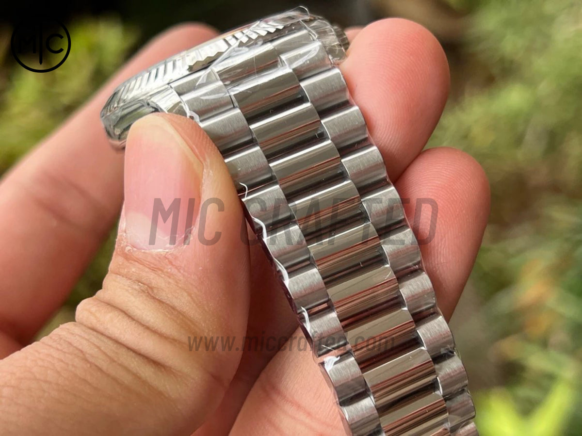 DayDate 40mm 228236 Blue Roman Dial on President Bracelet – Premium Edition
