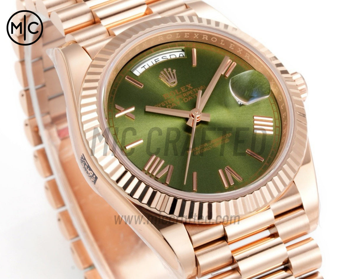 Day Date 40mm RG 228235 Green Roman Dial on President Bracelet – Premium Edition