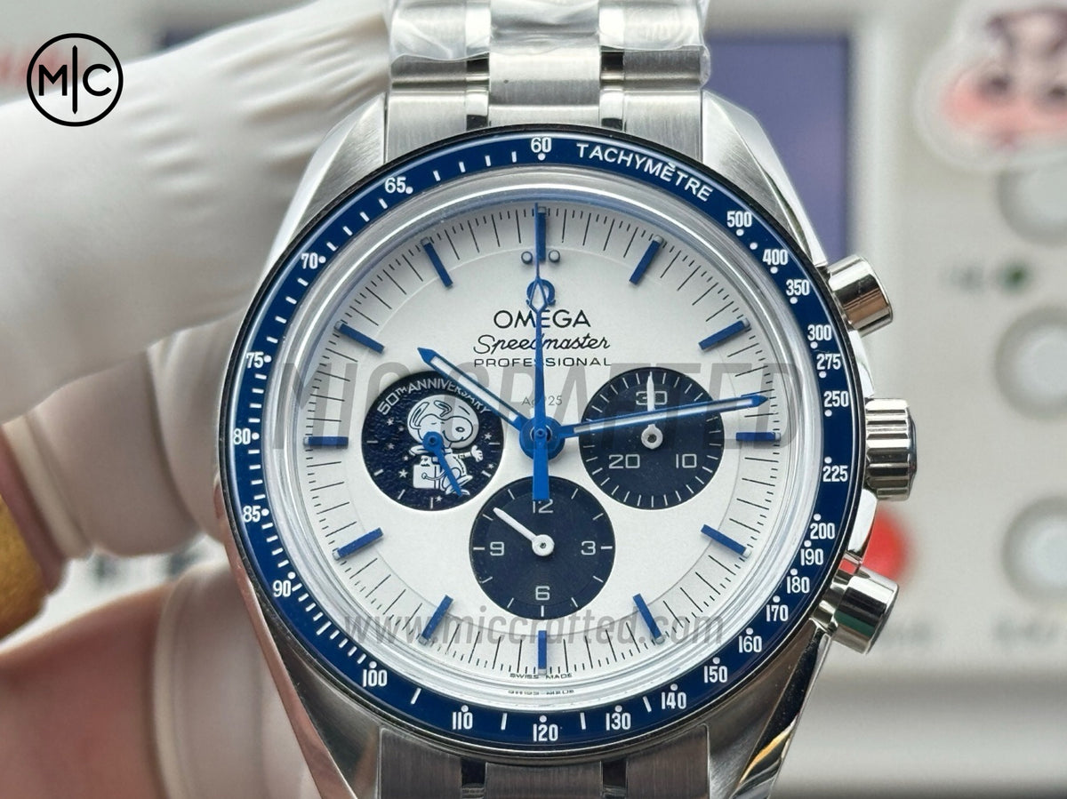 Speedmaster Professional 42mm “Silver Snoopy Award” 50th Anniversary on SS Bracelet – Premium Edition