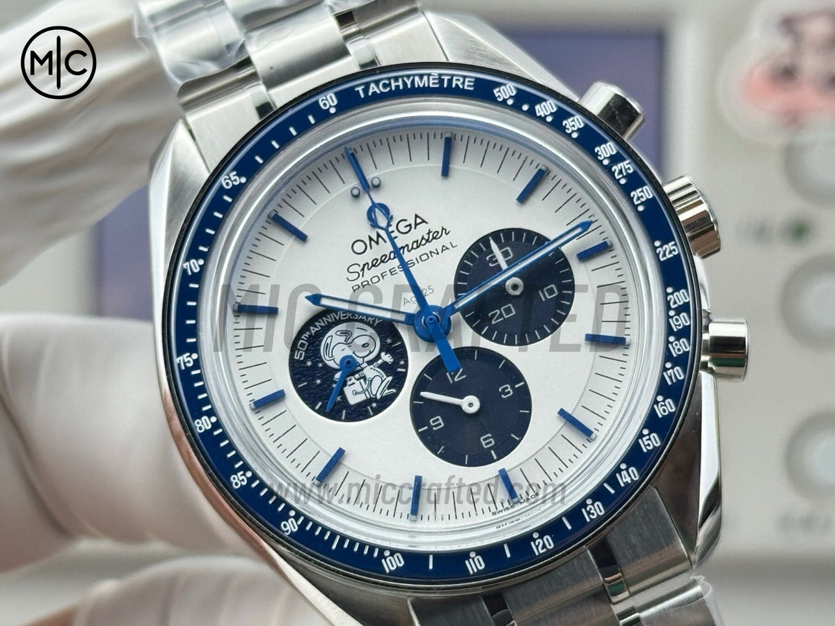 Speedmaster Professional 42mm “Silver Snoopy Award” 50th Anniversary on SS Bracelet – Premium Edition
