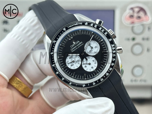 Speedmaster Professional 42mm Black Dial on Black Rubber Strap – Premium Edition