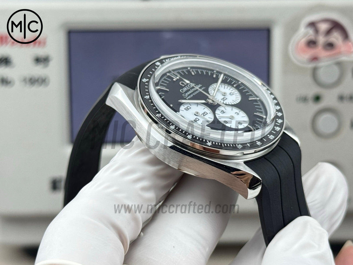 Speedmaster Professional 42mm Black Dial on Black Rubber Strap – Premium Edition