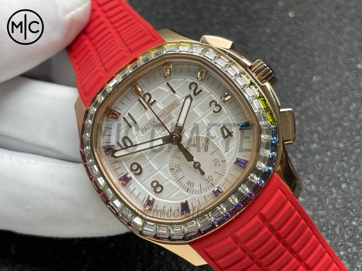 Aquanaut 7968/300R-001 39.9mm 白色錶盤配紅色橡膠錶帶 - 高級版