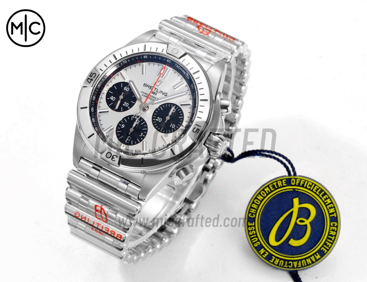 Chronomat B01 42mm SS 銀黑色錶盤配 SS 錶鏈 - 尊享版