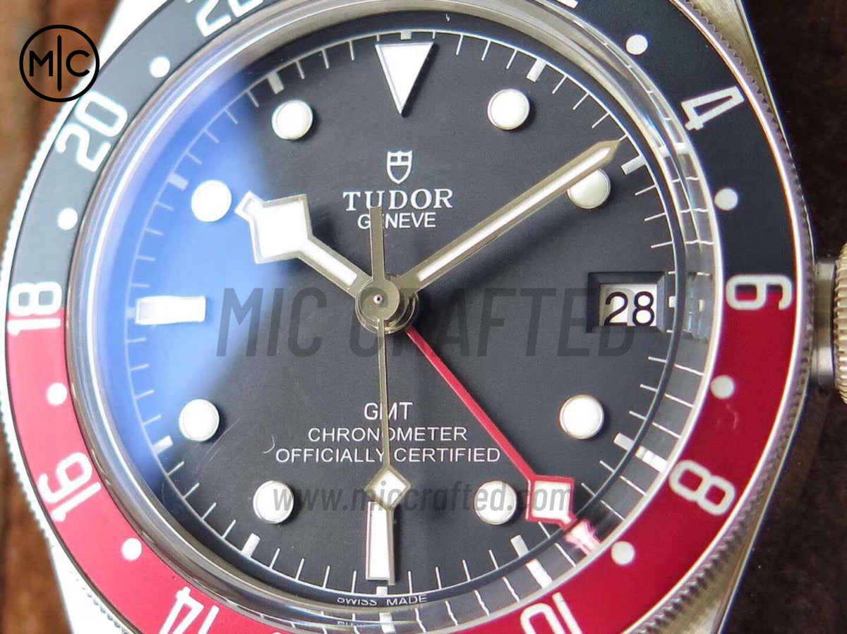 Black Bay 41mm GMT Pepsi Blue/Red Bezel Black Dial on SS Bracelet – Premium Edition