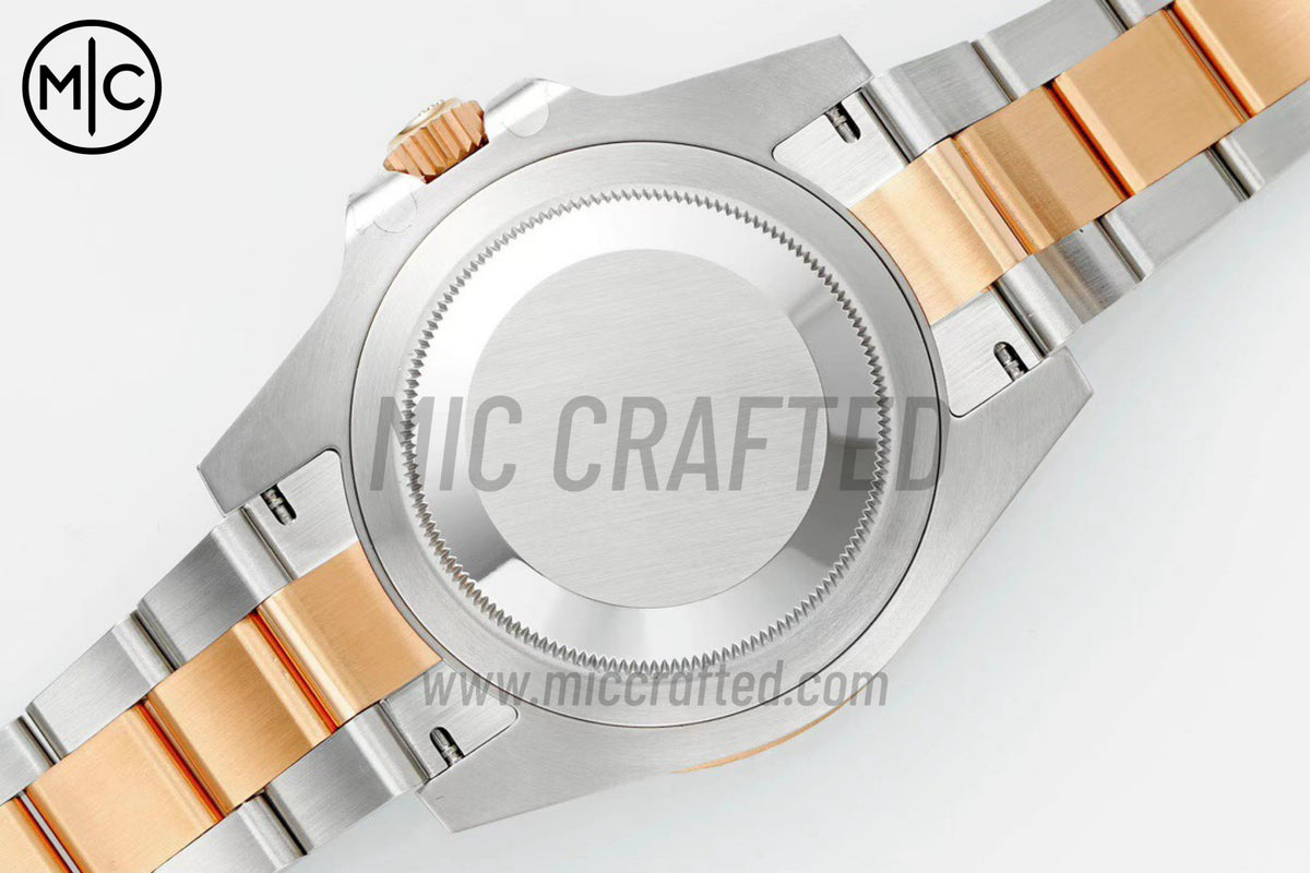 GMT Master II 126711 CHNR 904L 精鋼,搭配精鋼/玫瑰金錶帶 - 高級版