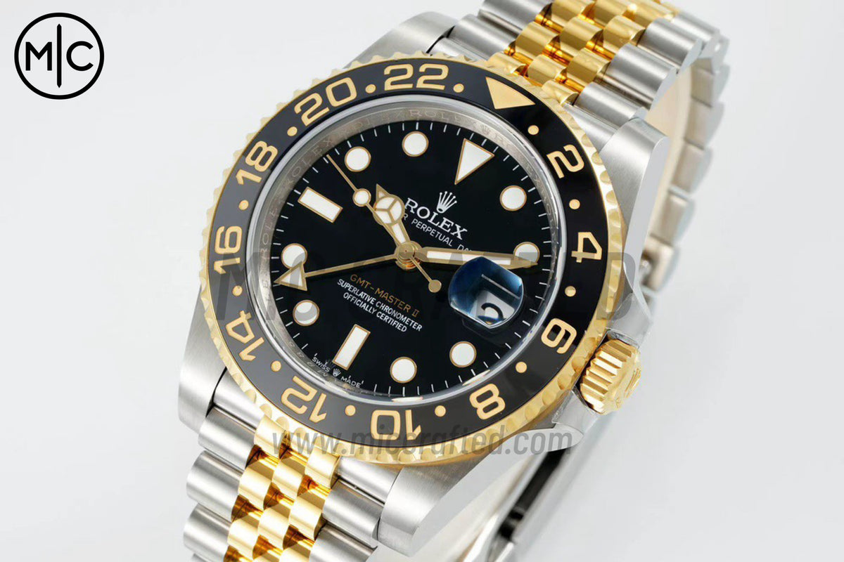 GMT Master II 126713 GRNR 黑色錶盤,搭配蠔式五珠錶帶 - 高級版