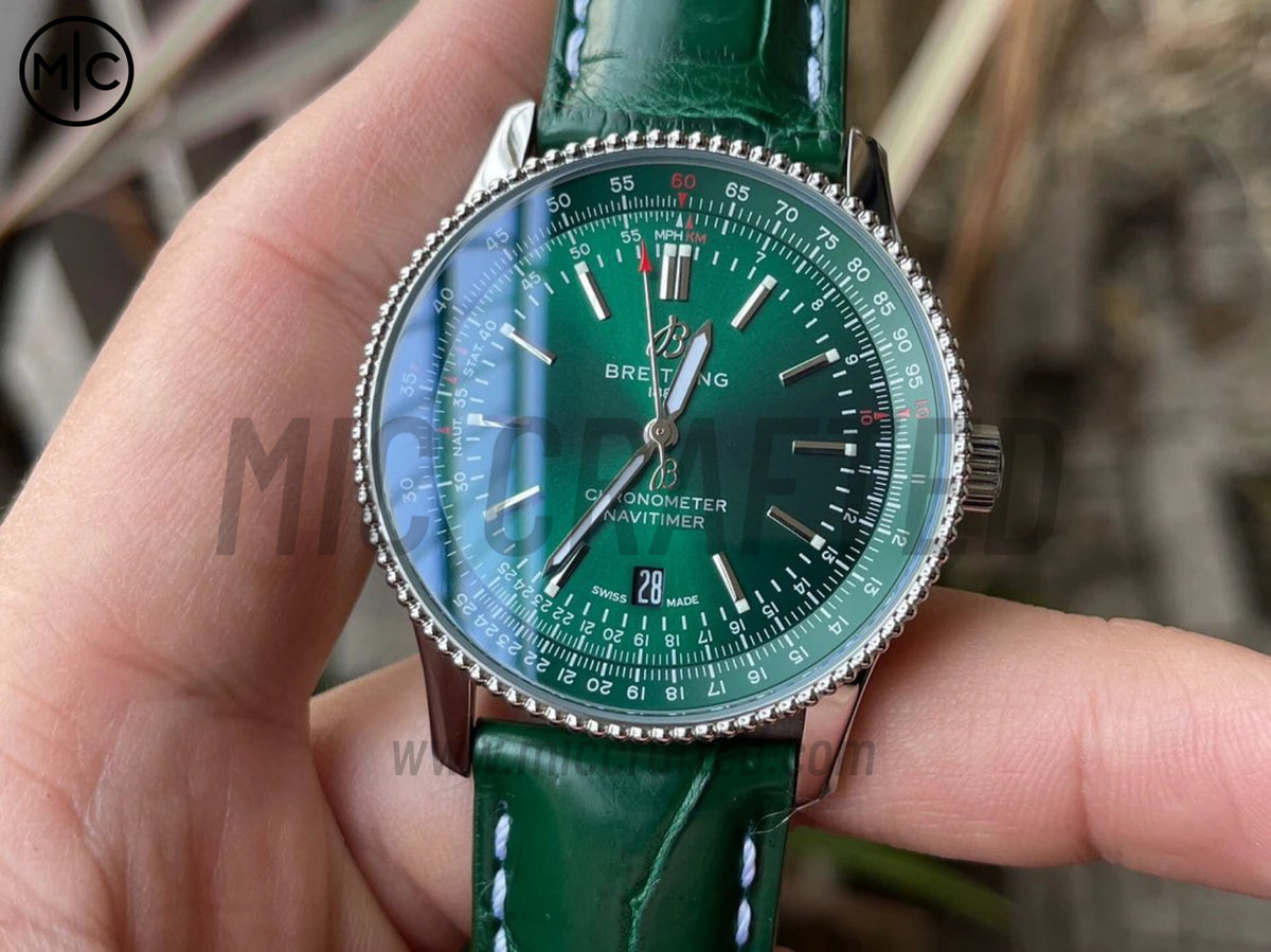 Navitimer 41mm Date SS 綠色錶盤配綠色皮革錶帶 – Premium Edition
