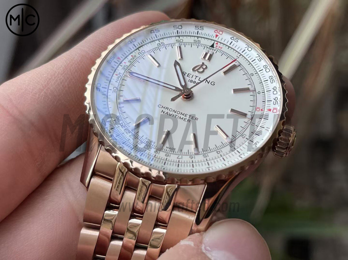 Navitimer Automatic 41mm RG 白色錶盤配 RG 錶鏈 – Premium Edition