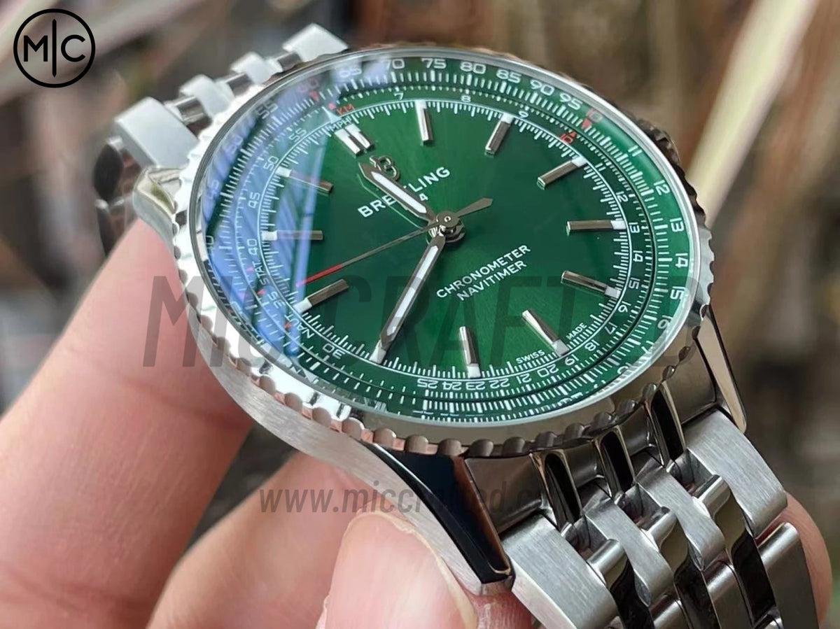 Navitimer Automatic 41mm SS 綠色錶盤配 SS 錶鏈 – Premium Edition