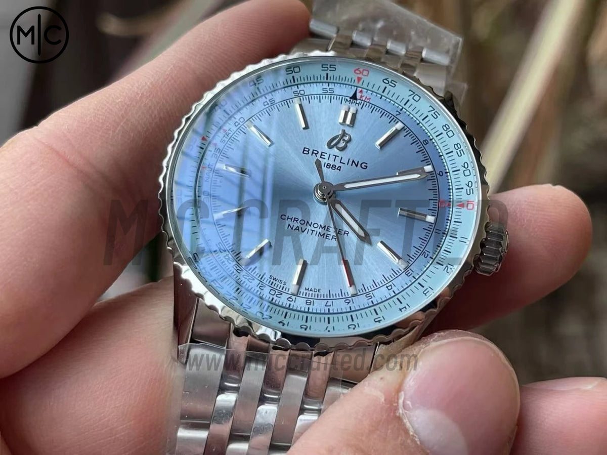 Navitimer Automatic 41mm SS 冰藍色錶盤配 SS 錶鏈 – Premium Edition