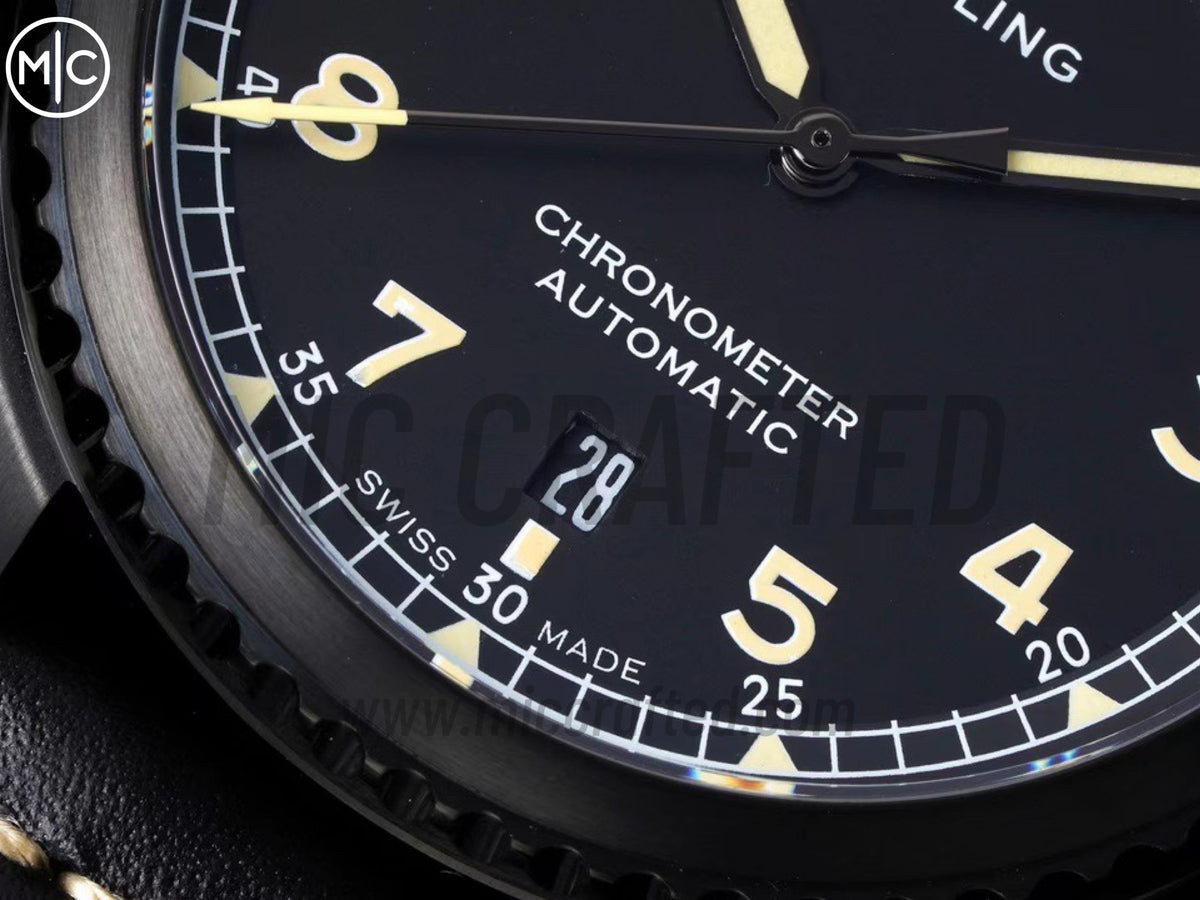 Aviator 8 41mm DLC 黑色錶面搭配黑色皮革錶帶 - 尊貴版