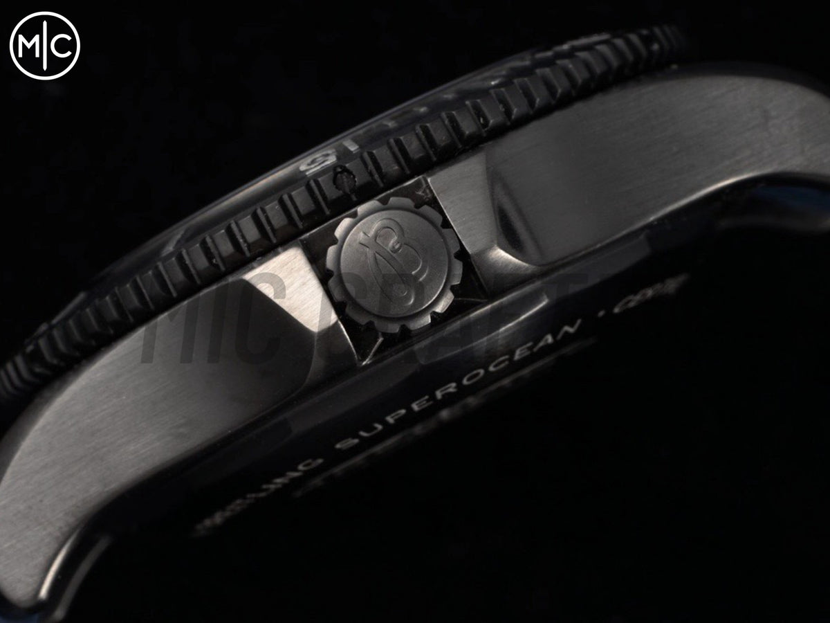 Superocean Automatic 46mm PVD 藍色錶面、黑色錶圈搭配藍色橡膠錶帶 - 尊貴版