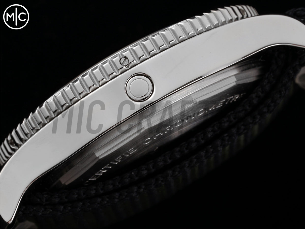Superocean 海洋文化系列自動腕錶 44mm 不鏽鋼綠色錶盤綠色錶圈,配綠色尼龍錶帶 - 高級版