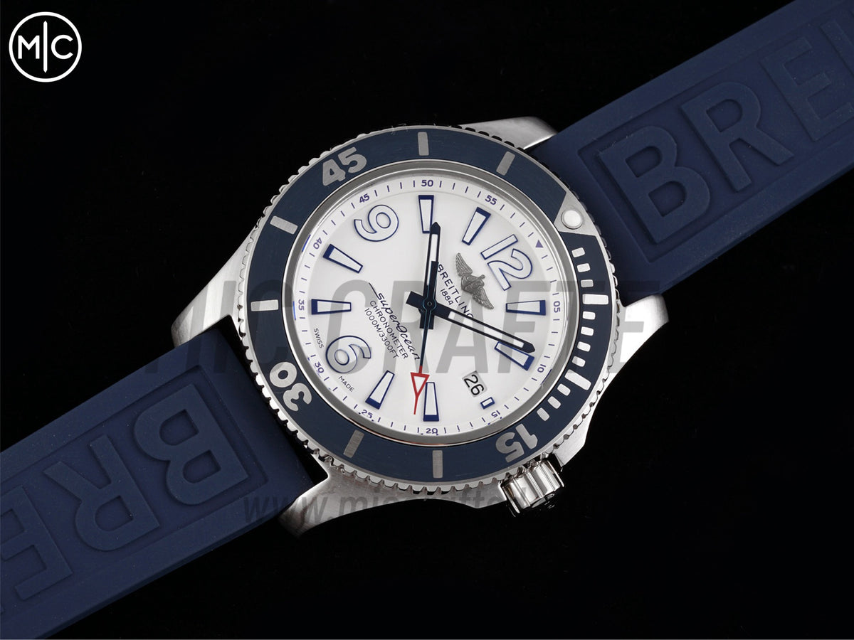 Superocean Automatic 44mm 不鏽鋼白色錶面、藍色錶圈搭配藍色橡膠錶帶 - 尊貴版