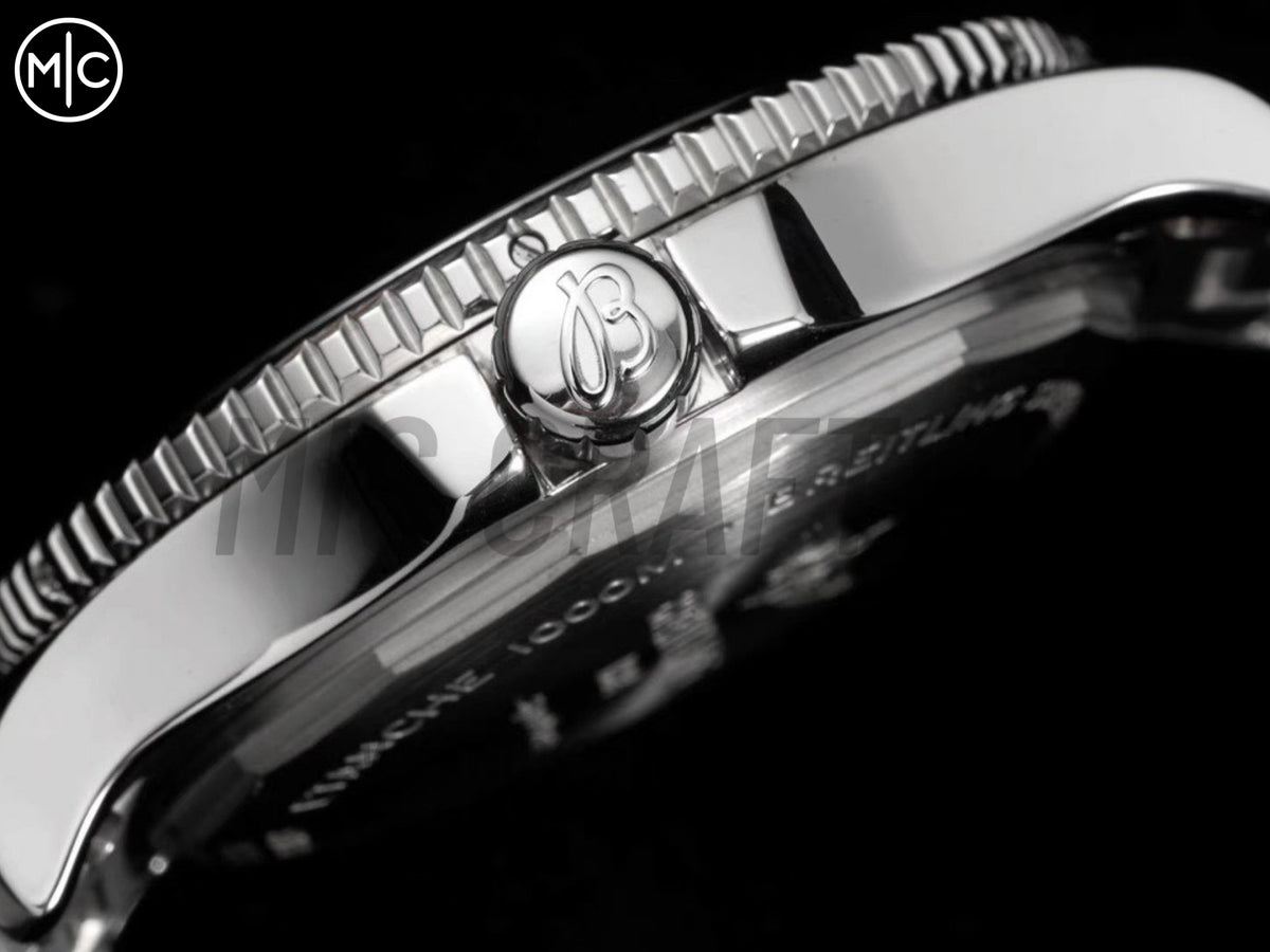 Superocean Automatic 44mm 不鏽鋼黑黃雙色錶面、黑色錶圈搭配不鏽鋼錶鏈 - 尊貴版