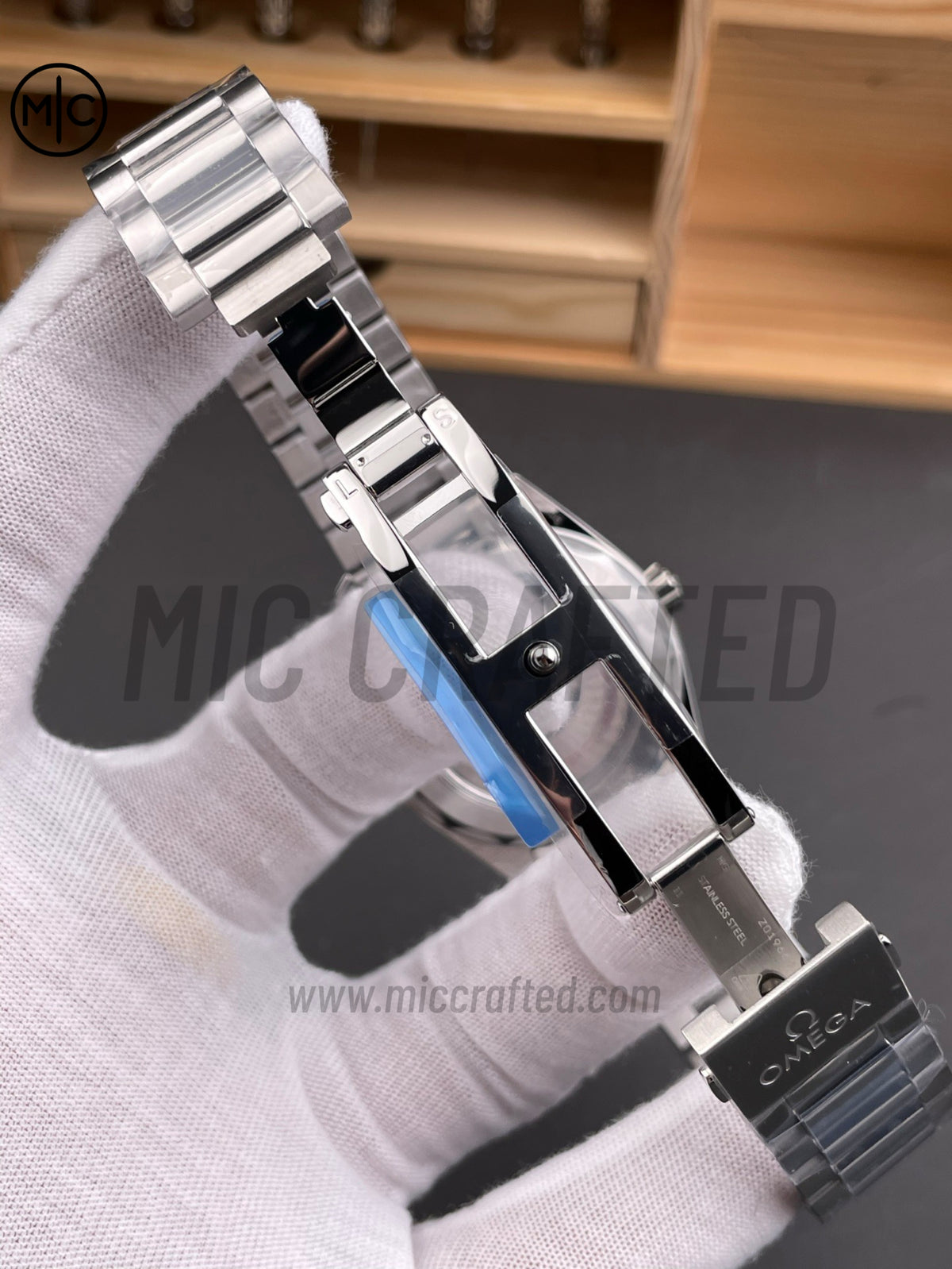 Aqua Terra 150M 41mm Master Black Dial on SS Bracelet – Premium Edition