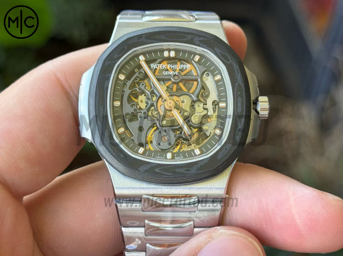 Nautilus 5711 40mm NTPT 碳纖維錶圈 鏤空錶盤搭配不鏽鋼錶鏈 - 手工製作版