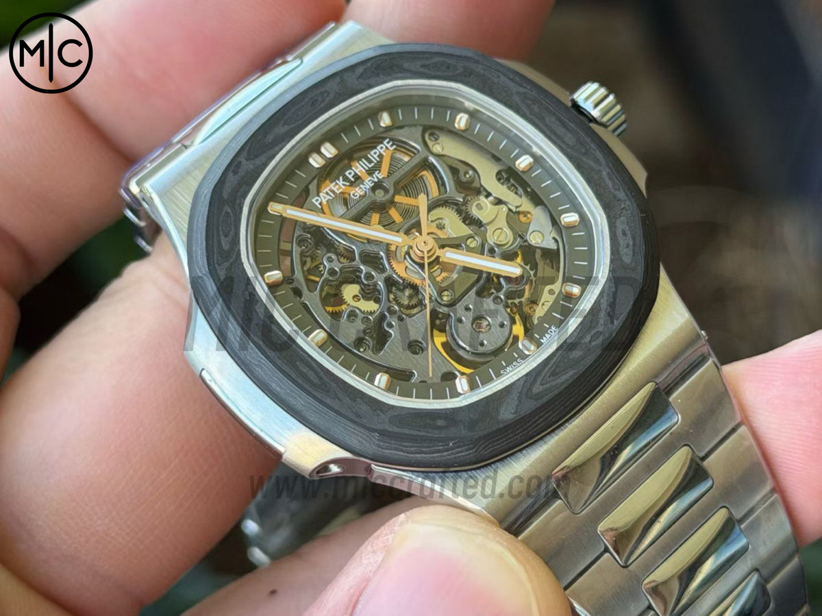 Nautilus 5711 40mm NTPT 碳纖維錶圈 鏤空錶盤搭配不鏽鋼錶鏈 - 手工製作版