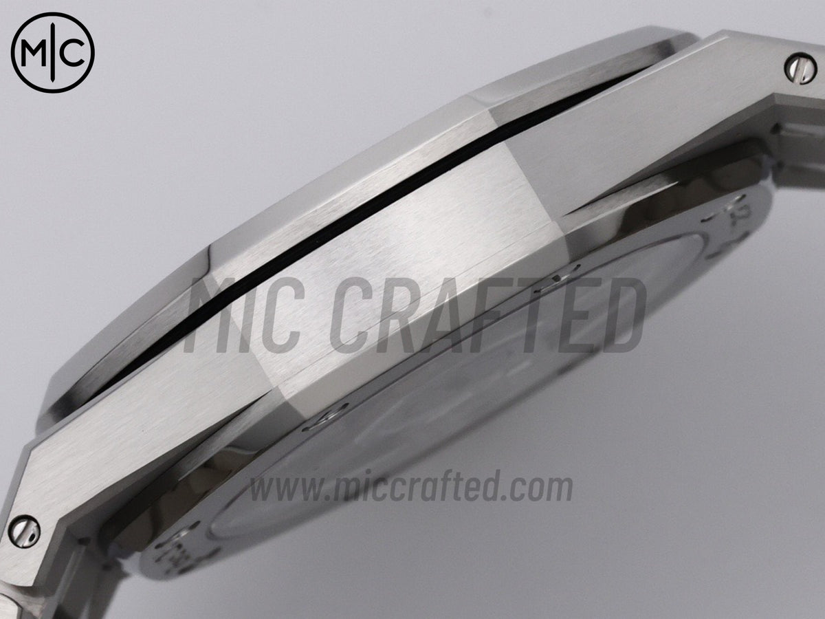 Royal Oak Openworked 16204 39mm 不鏽鋼 鏤空錶盤搭配不鏽鋼錶鏈 - 尊享版