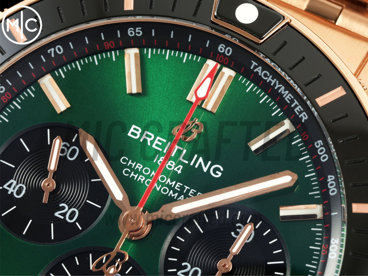 Super Chronomat B01 44mm RG 綠色錶盤配 RG 錶鏈 - 尊貴版
