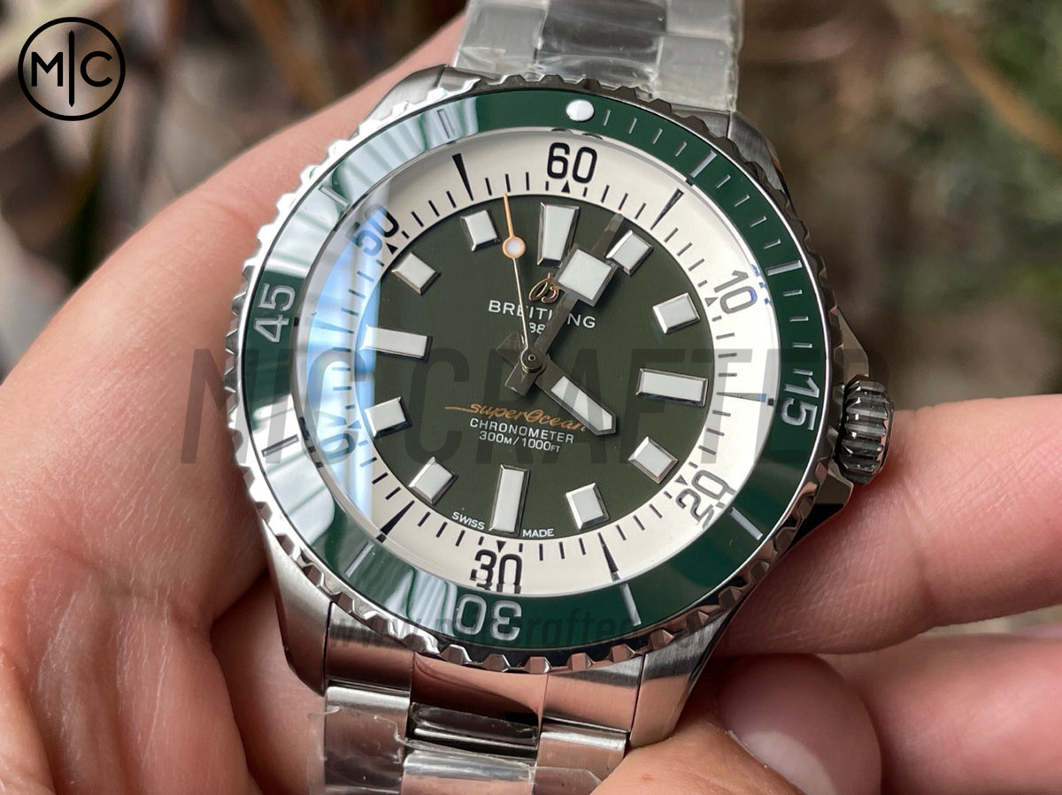 超級海洋系列自動腕錶 44mm 不鏽鋼綠色錶圈綠色錶盤配不鏽鋼錶鏈 - 尊貴版