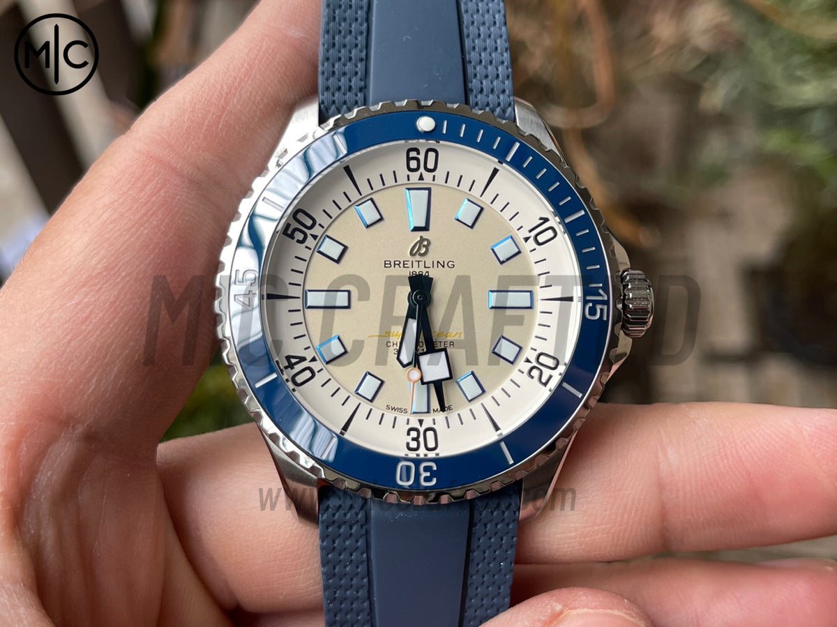超級海洋系列自動腕錶 44mm 不鏽鋼藍色錶圈奶油色錶盤配藍色橡膠錶帶 - 尊貴版