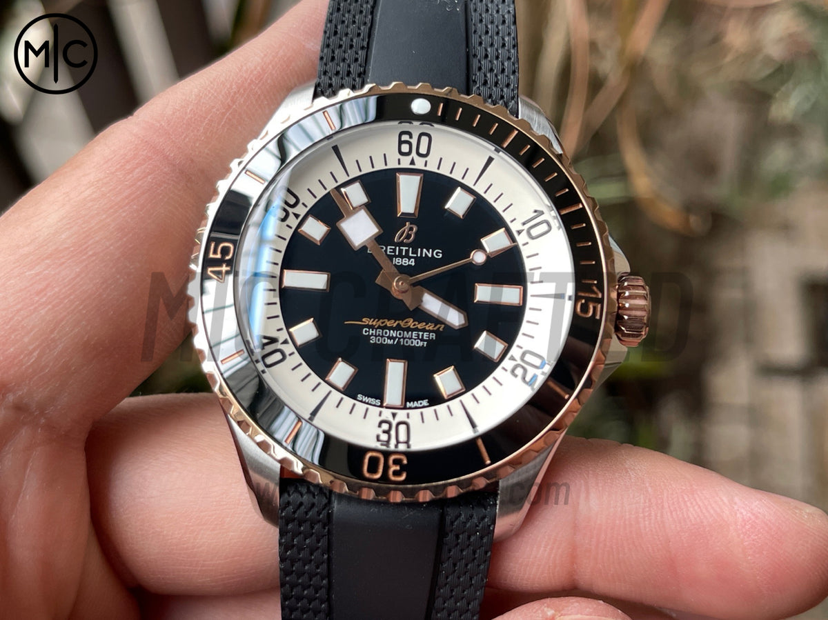 超級海洋系列自動腕錶 44mm 不鏽鋼/玫瑰金黑白錶盤配黑色橡膠錶帶 - 尊貴版