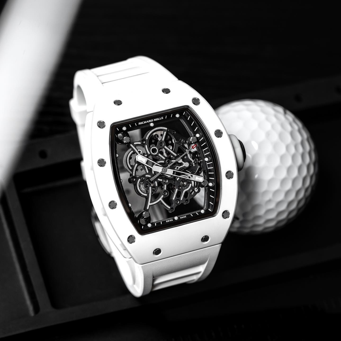 HANDCRAFTED EDITION
