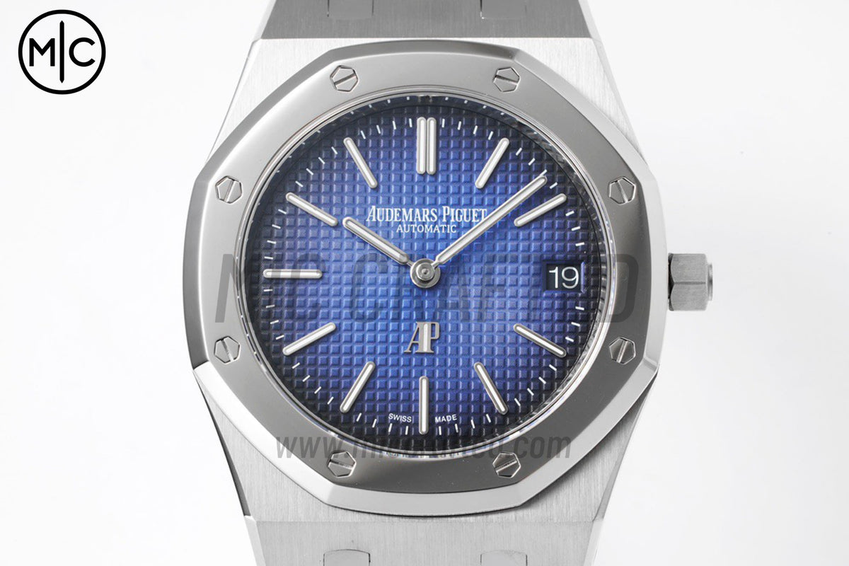 Royal Oak 39mm 15202IP 鈦金屬藍色紋理錶盤配 SS 錶鏈 - 尊貴版