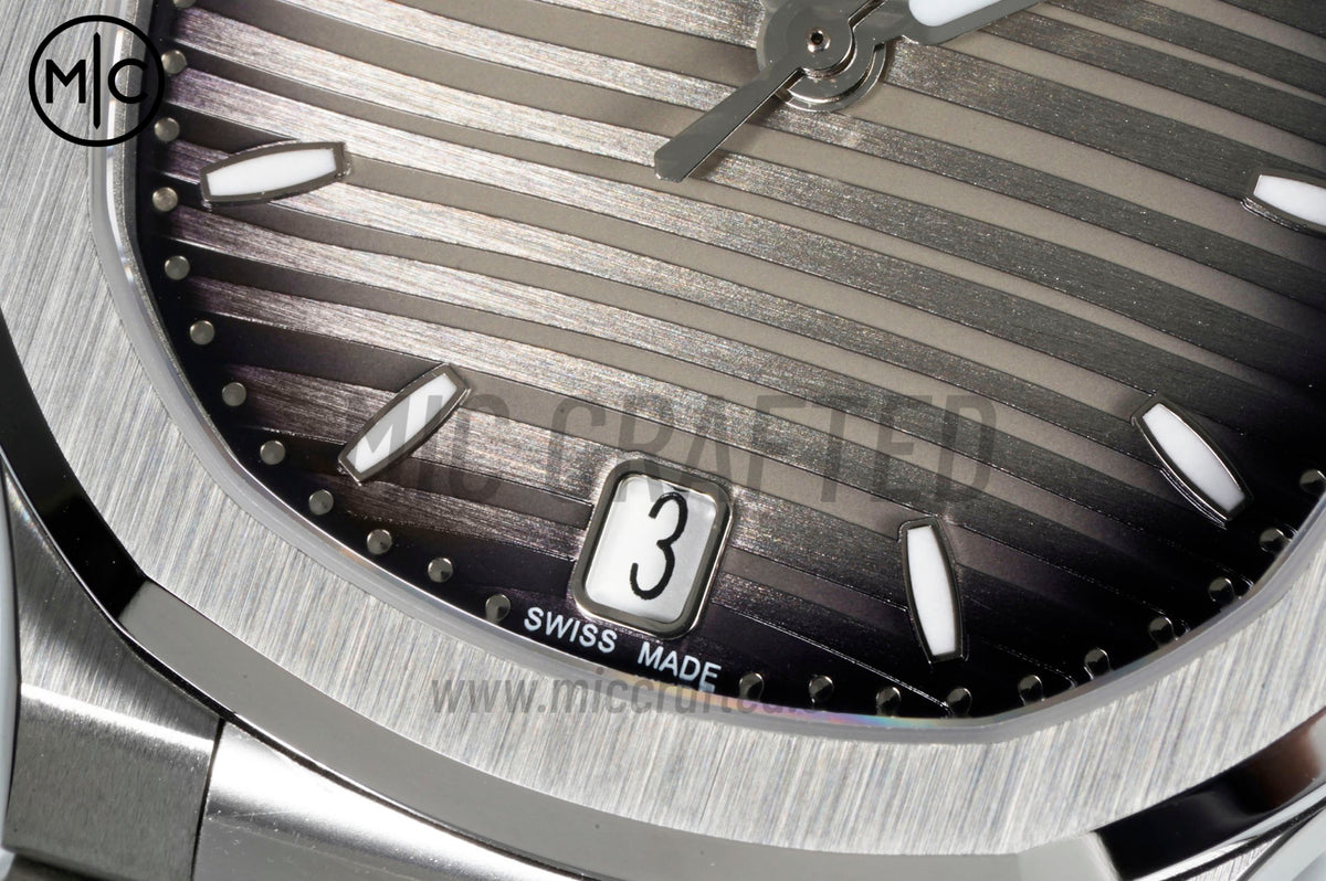 Nautilus 7118 35.2mm Ladies Gray Dial on SS Bracelet – Premium Edition