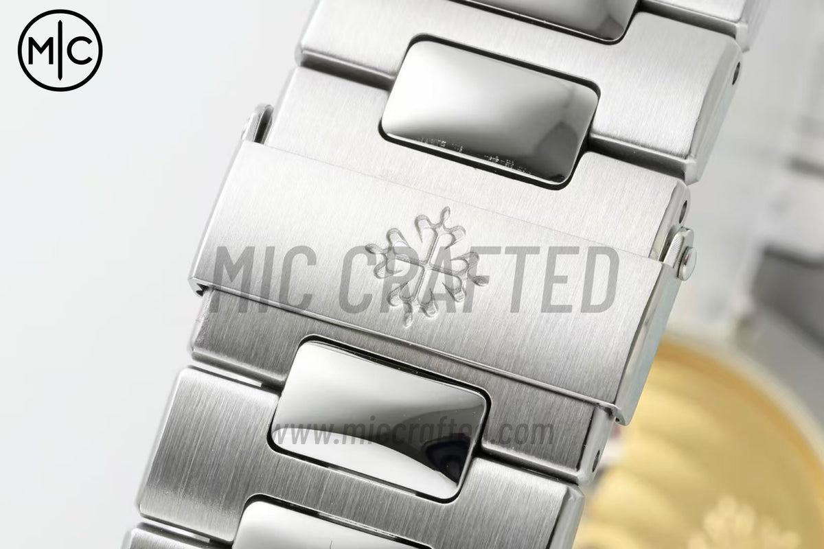 Nautilus 5711 40mm White Dial on SS Bracelet – Premium Edition