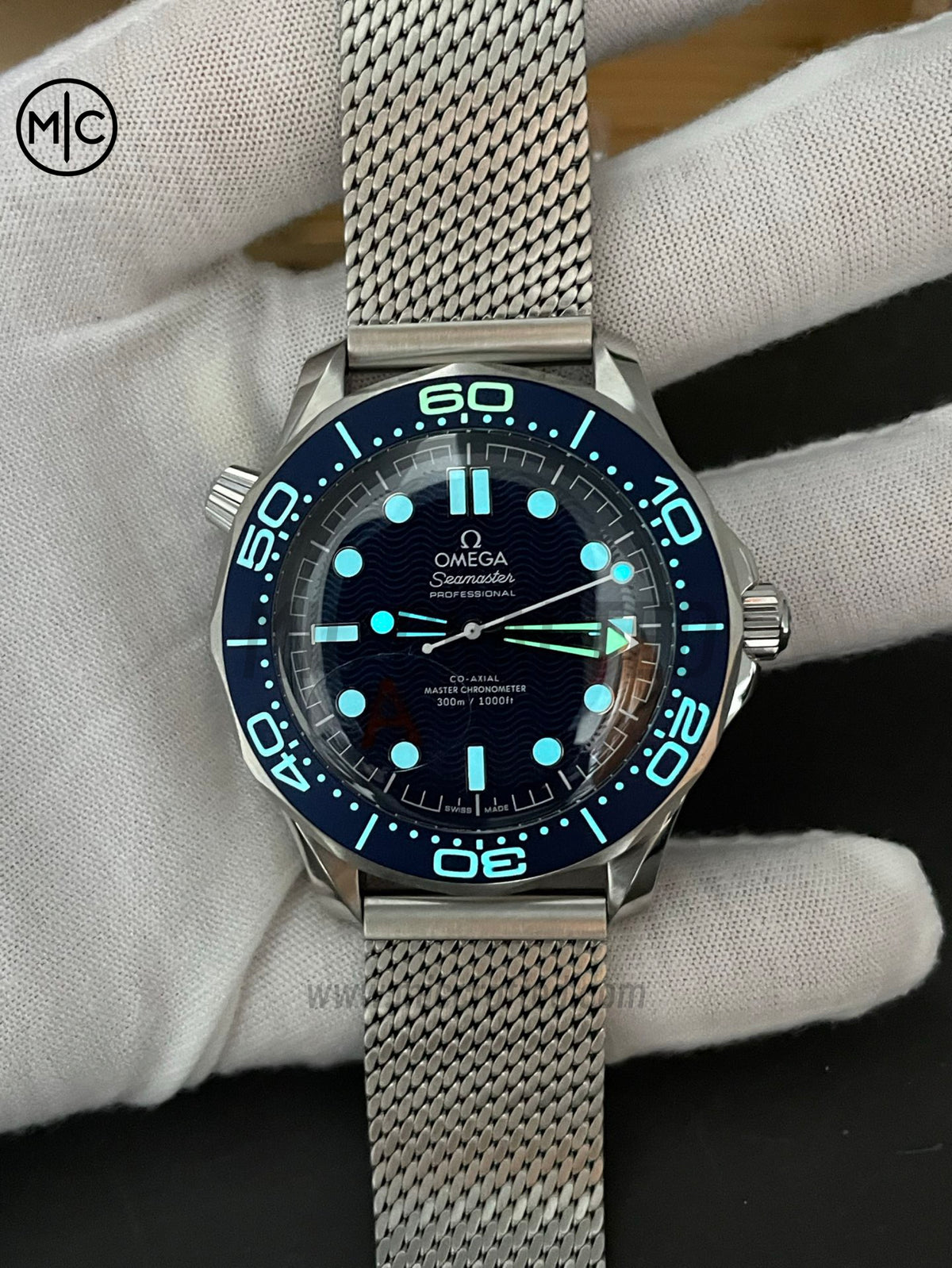 Seamaster 300M Diver 007 SS Blue Wave Dial on SS Mesh Bracelet – Premium Edition