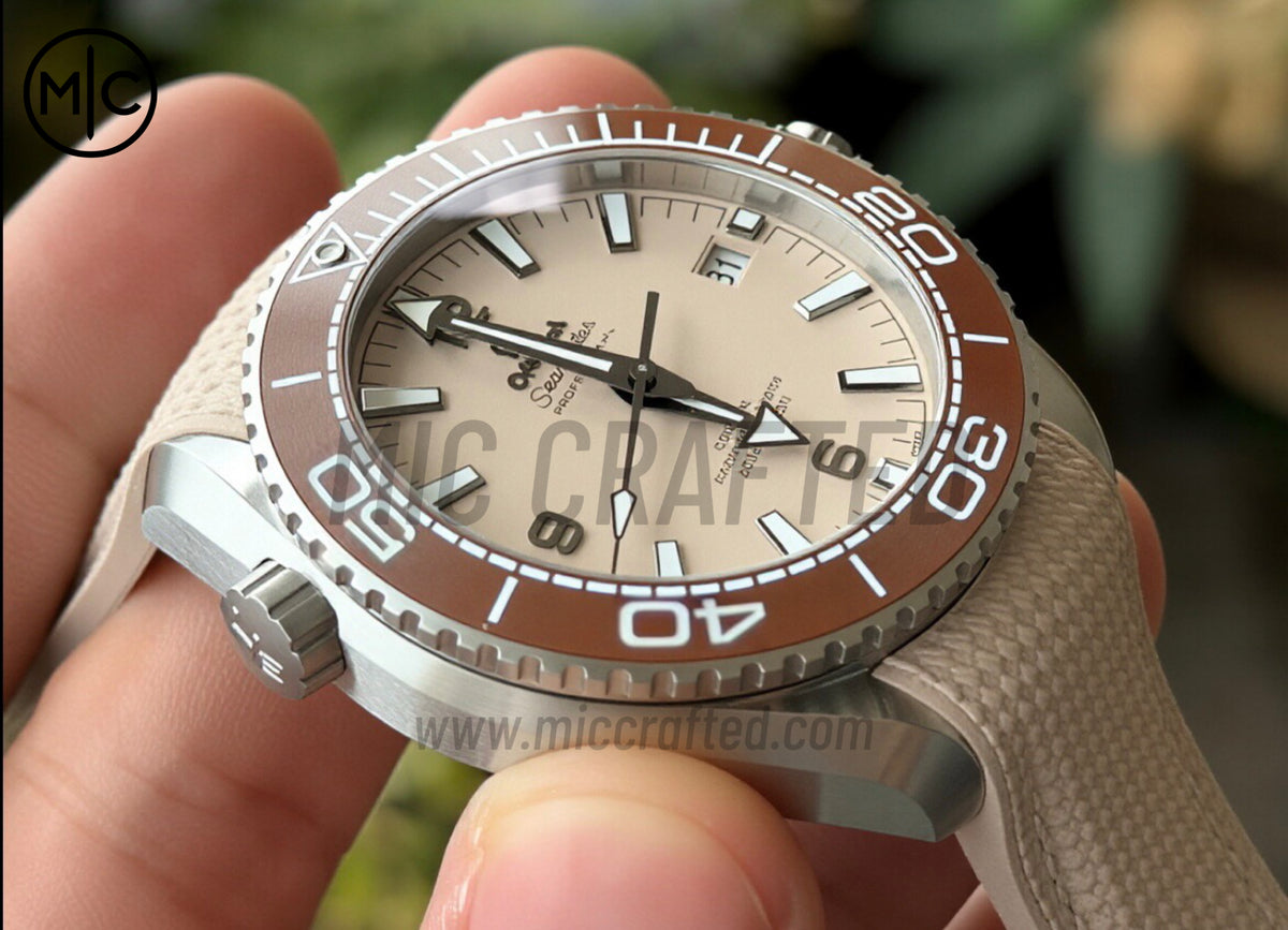 Planet Ocean 43.5mm SS Brown Bezel Sand Dial on Sand Rubber Strap – Premium Edition