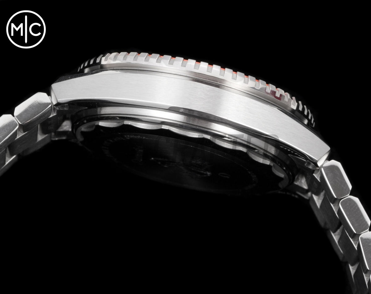 Planet Ocean 600M 42mm Orange Bezel on SS Bracelet – Premium Edition