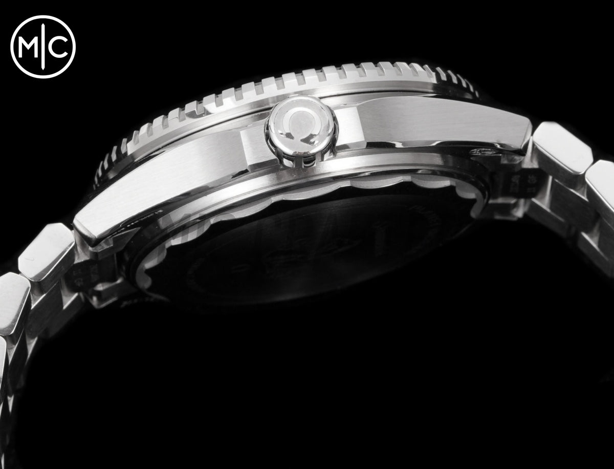 Planet Ocean 600M 42mm Black Bezel on SS Bracelet – Premium Edition