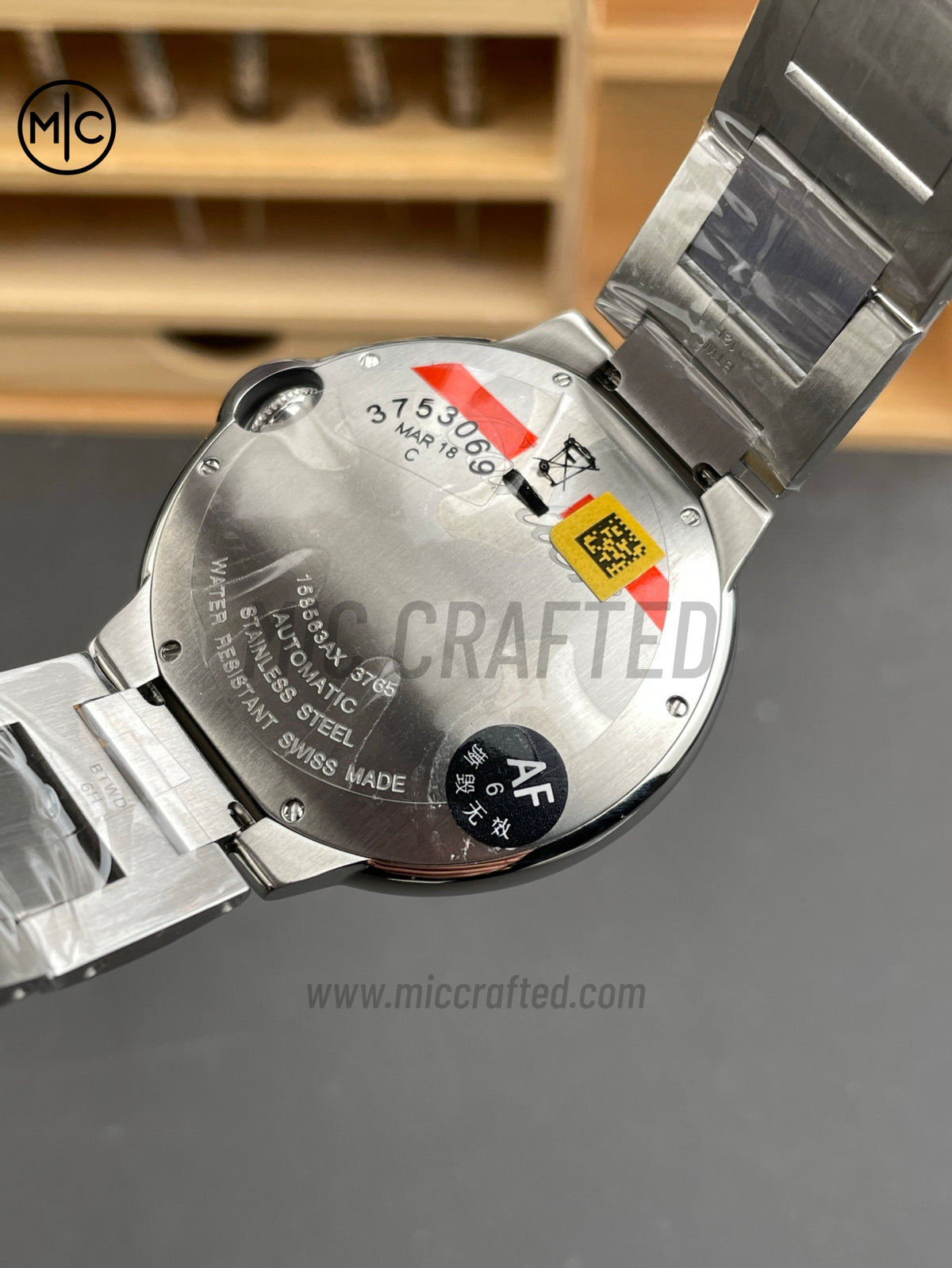 Ballon Bleu 42mm SS 綠色紋理錶盤配 SS 錶鏈 - 尊享版
