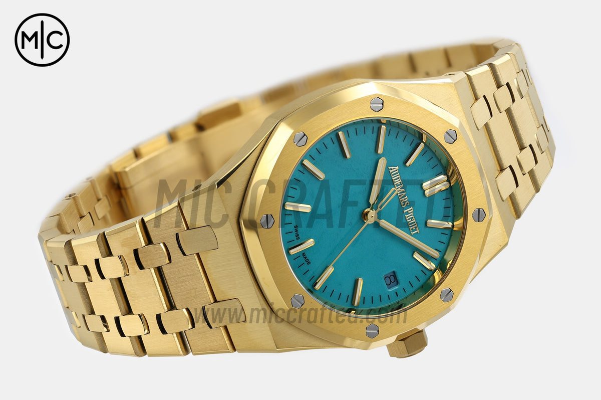 Royal Oak 37mm 15550 YG 綠松石色錶盤配 YG 錶鏈 - 尊貴版