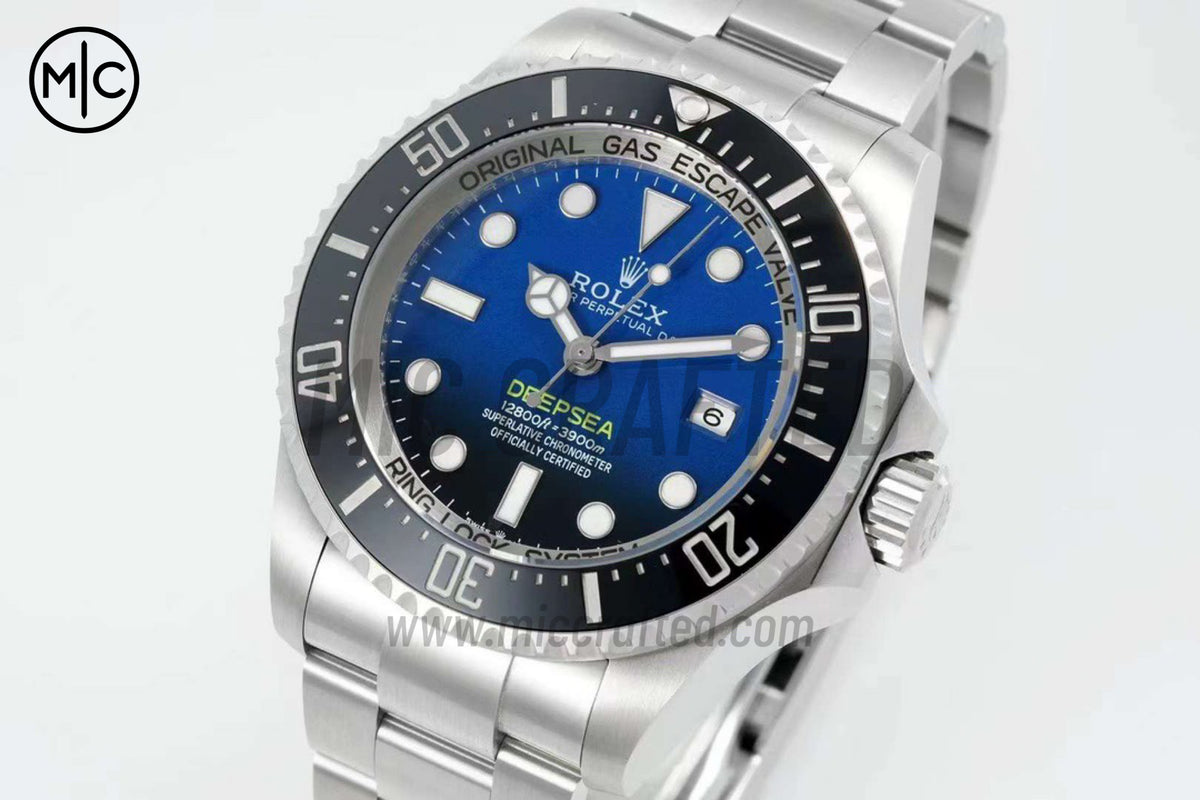 Sea-Dweller D-Blue 126660 904L 精鋼錶殼與鍊帶 - 尊貴版